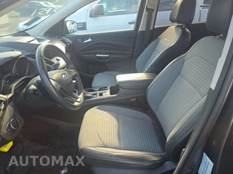 2017 Ford Escape SE - miniatura 7
