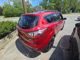 2017 Ford Escape SE - miniatura 3