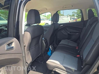 2017 Ford Escape SE – miniatura 10