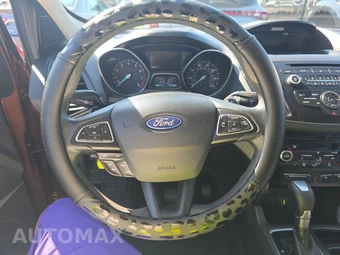2017 Ford Escape SE - miniatura 10