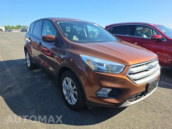 2017 Ford Escape SE - miniatura 3
