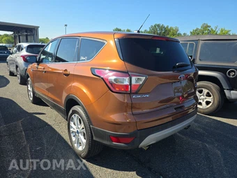 2017 Ford Escape SE - miniatura 6