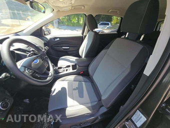 2017 Ford Escape SE – miniatura 3