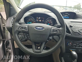 2017 Ford Escape SE - miniatura 10