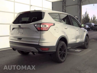 2017 Ford Escape SE - miniatura 4