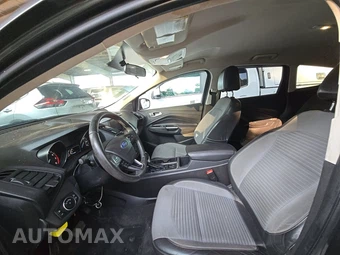 2017 Ford Escape SE – miniatura 7