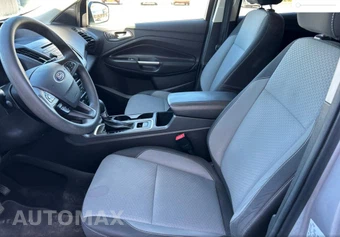 2017 Ford Escape SE - miniatura 4