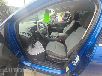 2017 Ford Escape SE – miniatura 6