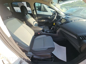 2017 Ford Escape SE – miniatura 14