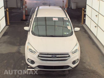 2017 Ford Escape SE – miniatura 2