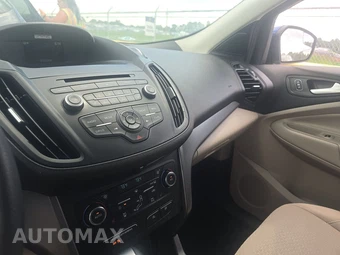 2017 Ford Escape SE – miniatura 17
