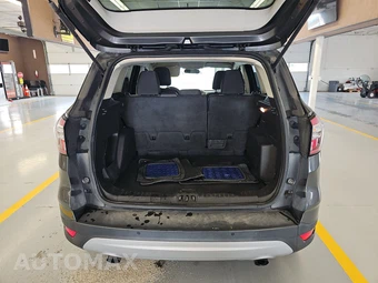 2017 Ford Escape SE – miniatura 16