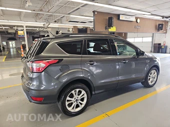 2017 Ford Escape SE – miniatura 4