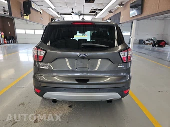 2017 Ford Escape SE – miniatura 5