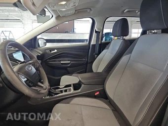 2017 Ford Escape SE – miniatura 7