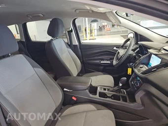 2017 Ford Escape SE – miniatura 8