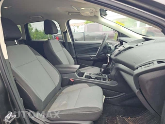 2017 Ford Escape SE – miniatura 18