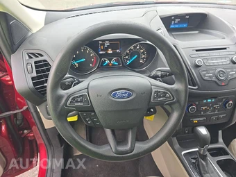 2017 Ford Escape SE – miniatura 10