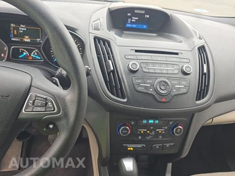 2017 Ford Escape SE – miniatura 11