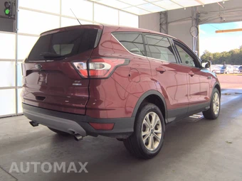 2017 Ford Escape SE – miniatura 4