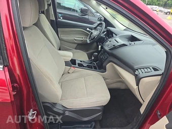 2017 Ford Escape SE – miniatura 8