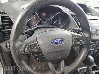 2017 Ford Escape SE – miniatura 10