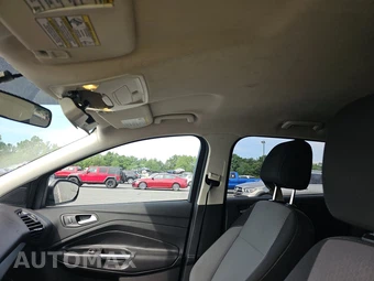 2017 Ford Escape SE - miniatura 17