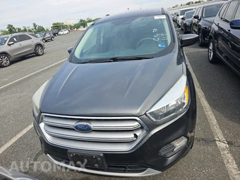 2017 Ford Escape SE - miniatura 2