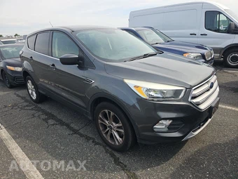 2017 Ford Escape SE - miniatura 3