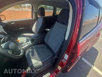 2017 Ford Escape SE - miniatura 3