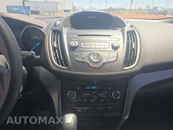2017 Ford Escape SE - miniatura 7