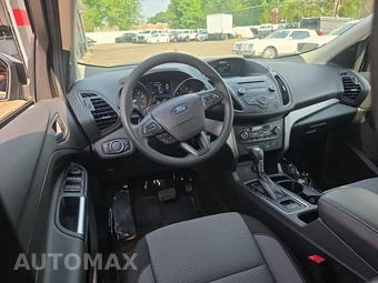2017 Ford Escape SE – miniatura 14