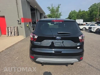 2017 Ford Escape SE – miniatura 5