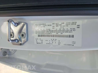2017 Ford Escape SE – miniatura 2