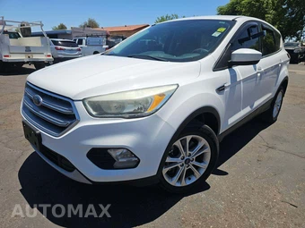 2017 Ford Escape SE – miniatura 30