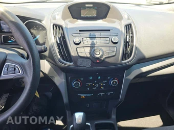 2017 Ford Escape SE – miniatura 7