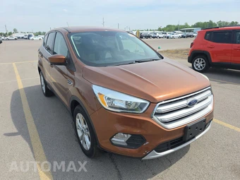2017 Ford Escape SE – miniatura 3