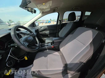 2017 Ford Escape SE – miniatura 7