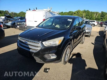2017 Ford Escape SE - miniatura 5