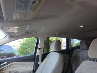 2017 Ford Escape SE - miniatura 11