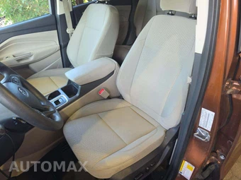 2017 Ford Escape SE - miniatura 6