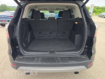 2017 Ford Escape SE - miniatura 11
