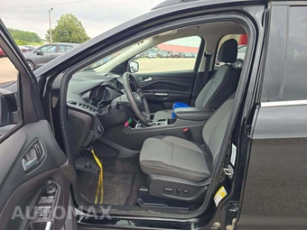 2017 Ford Escape SE - miniatura 3