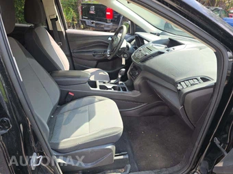 2017 Ford Escape SE – miniatura 18