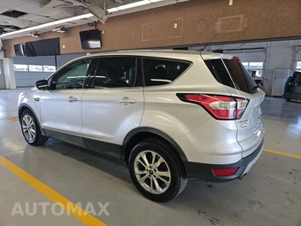 2017 Ford Escape SE – miniatura 6