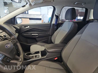 2017 Ford Escape SE – miniatura 7