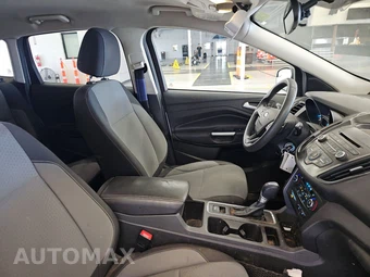 2017 Ford Escape SE – miniatura 8