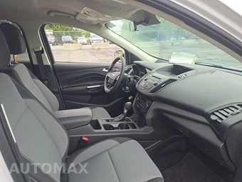 2017 Ford Escape SE - miniatura 8