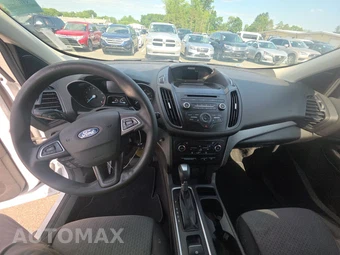 2017 Ford Escape SE - miniatura 11