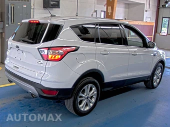 2017 Ford Escape SE - miniatura 4